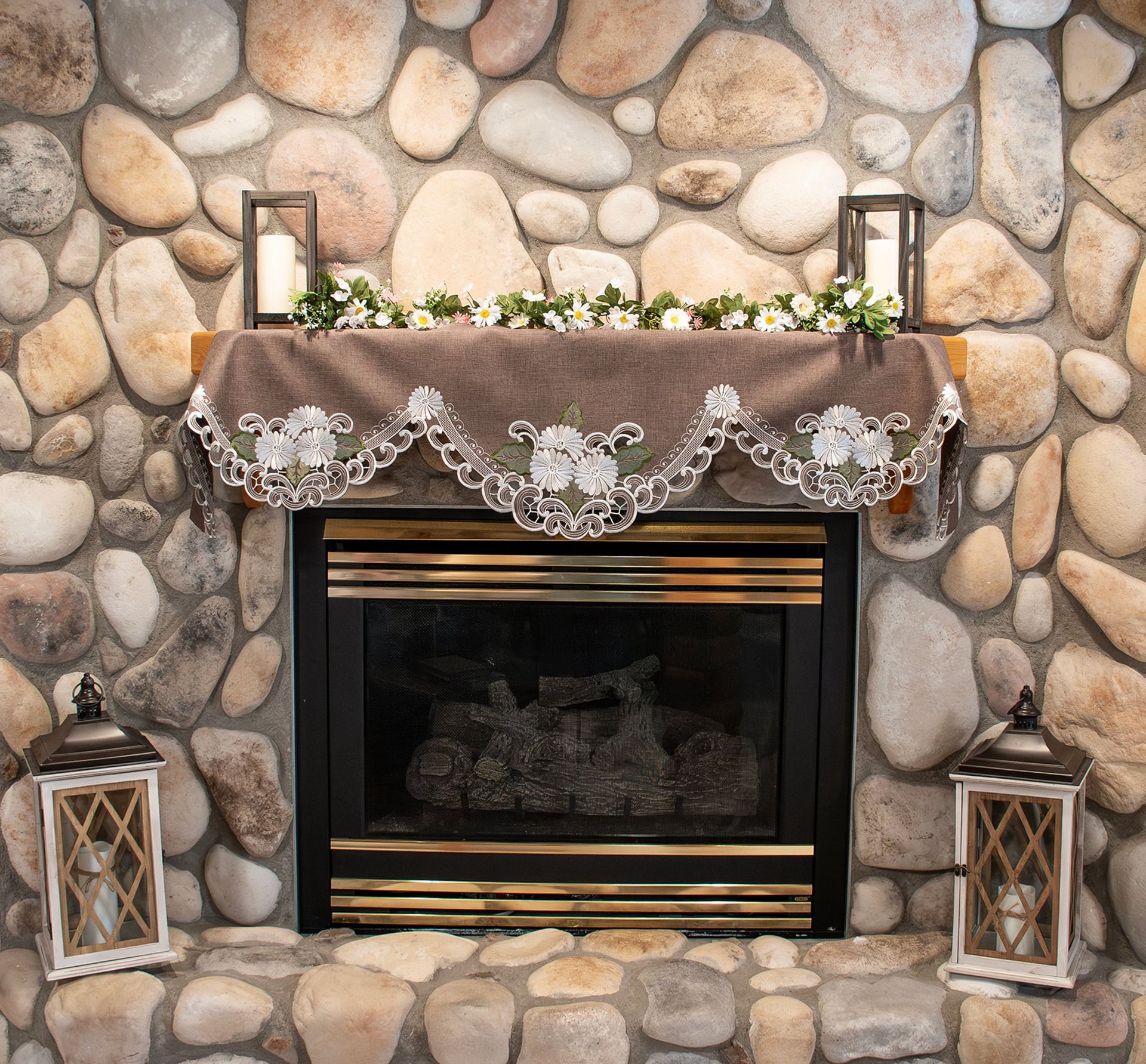 Silver Daisy Green Leaves Brown Mantel Scarf (19" x 90")