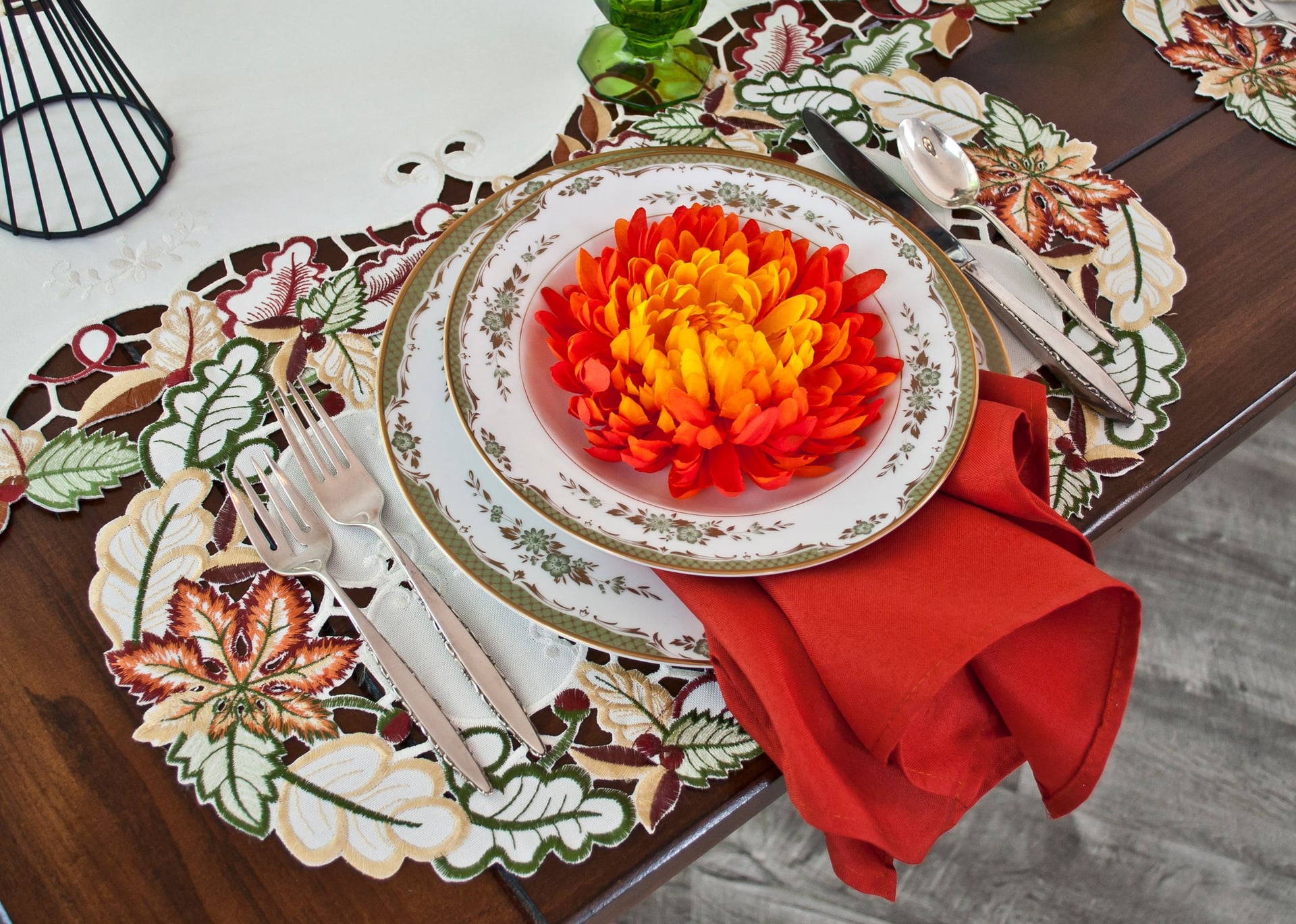 Fall Maple Leaf Oval Placemat (11" x 20")