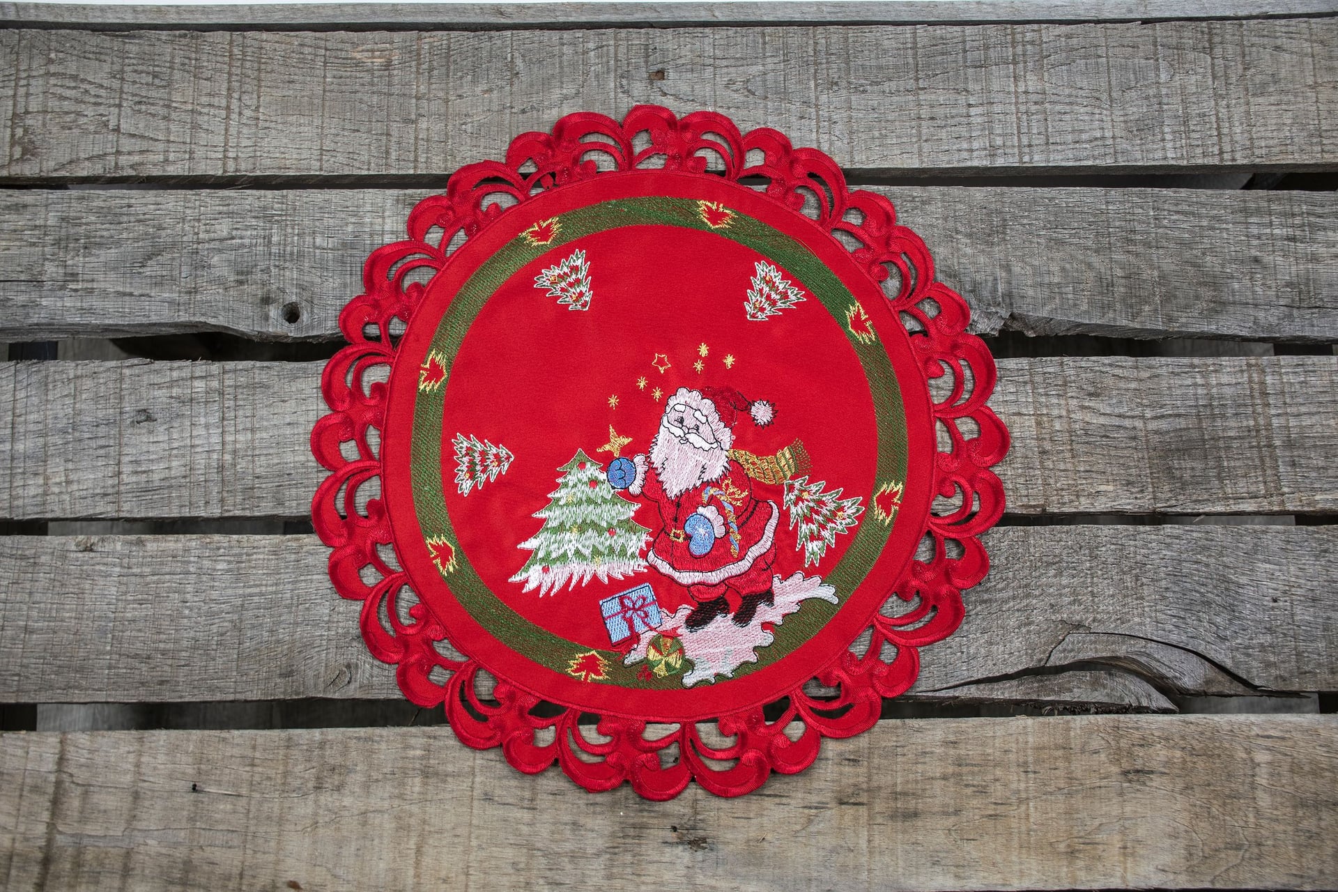 Santa Claus and Christmas Trees on Red Round Doily (16"/24")